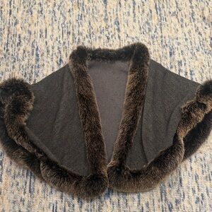 Elegant Gray Cape with Real Fur Trim